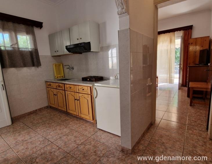 APARTMENT KITCHEN