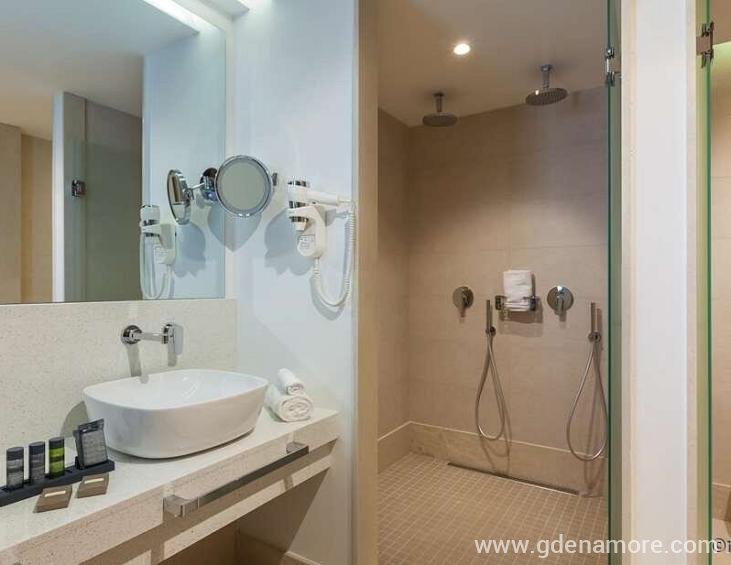 blue-lagoon-palace-kalyves-polygyros-sithonia-28