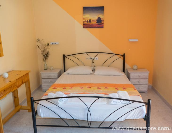 faros-studios-kariotes-lefkada-2-bed-studio-4