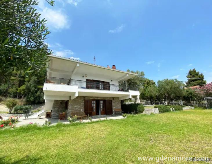 ipsipili-villa-kalandra-kassandra-1