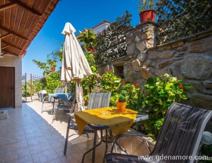 magda-studios-skala-maries-thassos-8