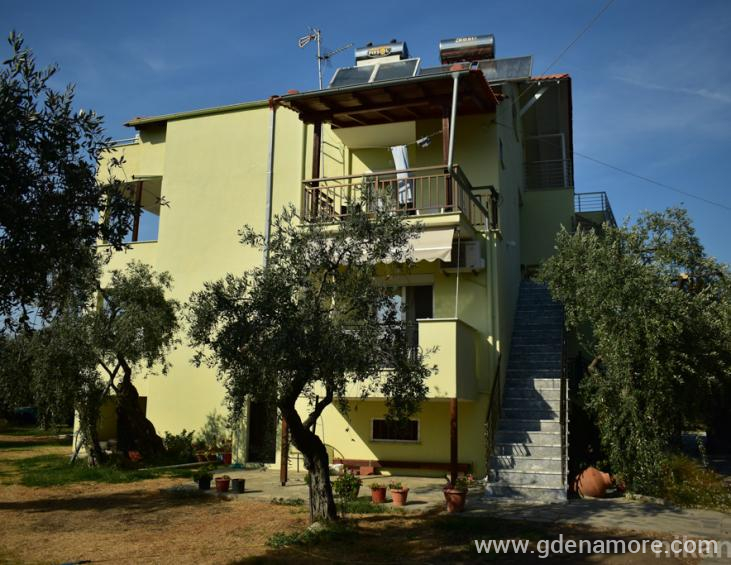 xanthoula-studios-skala-rachoni-thassos-1