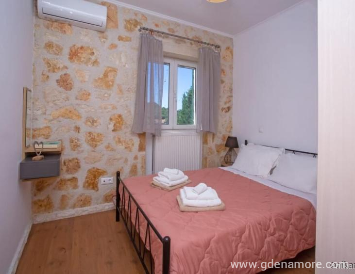 yiarios-villa-gouvia-corfu-20