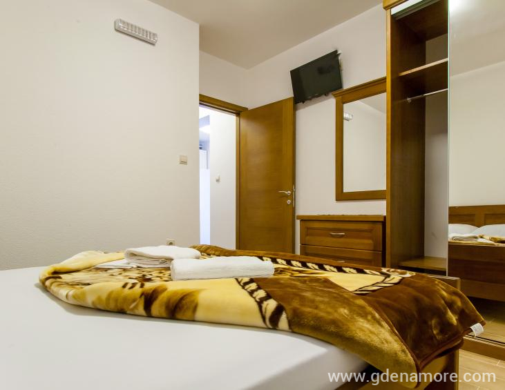 1 spavaca soba sa francuskim lezajem