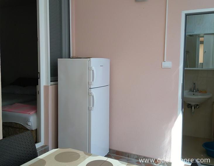 Kuhinja i trpezarija