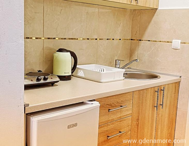 Slika_unutra_kuhinja_2