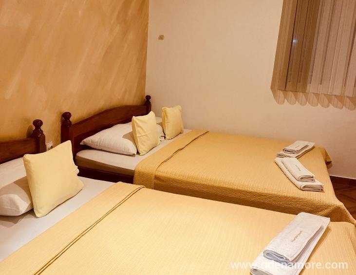 Apartman 4 