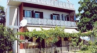 Apartments Potocki, private accommodation in city Lovran, Croatia