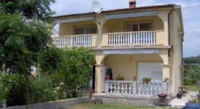 Apartments Mijatovic, private accommodation in city Rab, Croatia