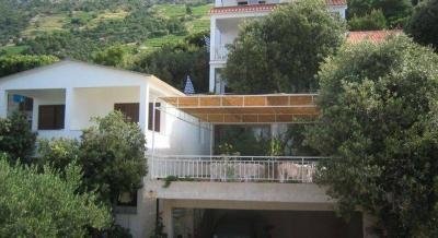 Nikolica apartments, private accommodation in city Dingač, Croatia