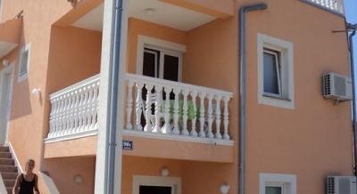 apartments in Vodice, private accommodation in city Vodice, Croatia