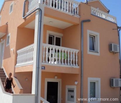 apartments in Vodice, private accommodation in city Vodice, Croatia