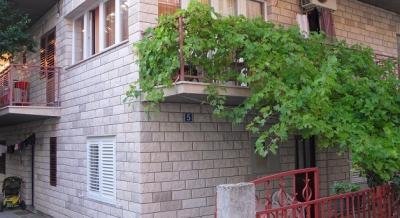 Apartments ANA, private accommodation in city Makarska, Croatia