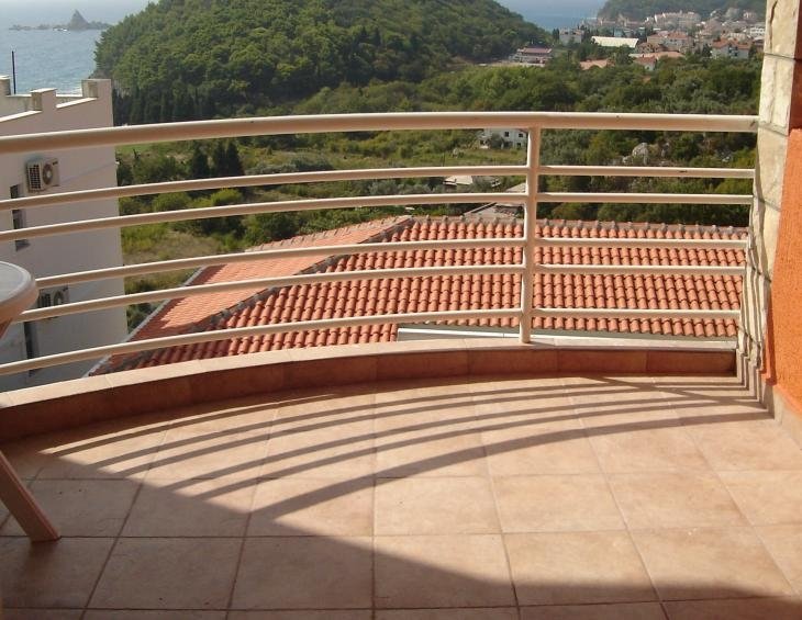 Pogled iz cetvorokrevetnog apartmana