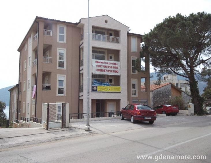 Apartmani Topla