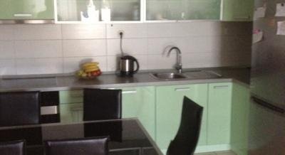 Apartamentos Iván y Sandra, alojamiento privado en Makarska, Croacia