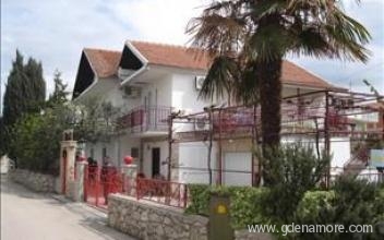 VODICE-WILLA SARAJEVO, private accommodation in city Vodice, Croatia