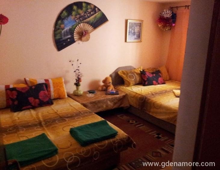 Cetvorokrevetni apartmani