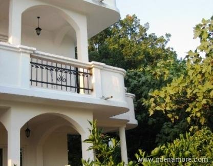 Villa MOND, private accommodation in city Sutomore, Montenegro