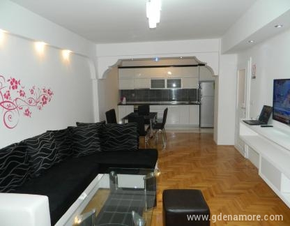 Apartman,,Exclusive&quot;-50m od Jezera i Glavni trg!!, logement privé à Ohrid, Mac&eacute;doine