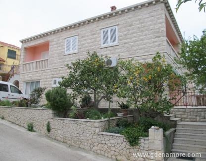 Appartements KATARINA, logement privé à Korčula, Croatie - Kuća