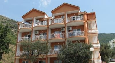 Villa Saint-Marc, logement privé à Bečići, Monténégro