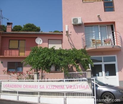 Apartamento Dina 2, alojamiento privado en Pula, Croacia