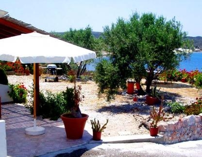 Roula Studios, private accommodation in city Milos Island, Greece