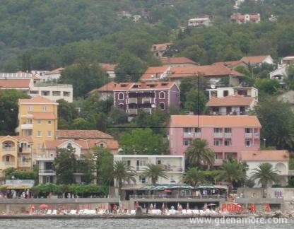 Apartmani Nene, alloggi privati a Igalo, Montenegro