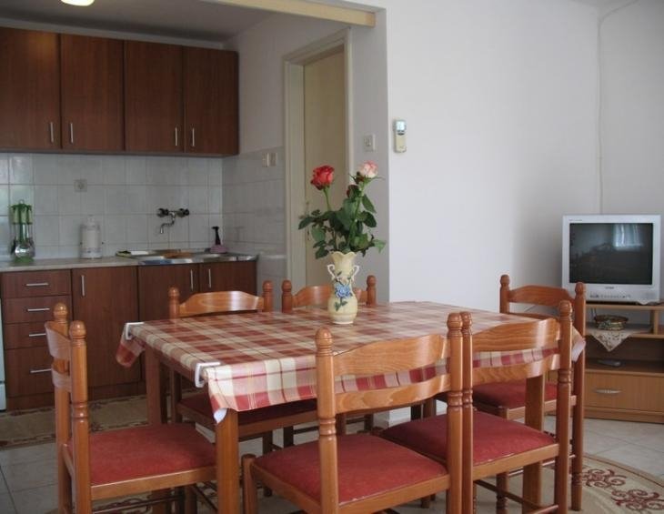 Apartmani i sobe VEGA