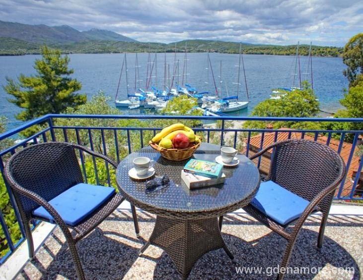 balcony sea view
