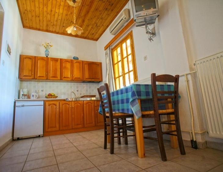 apartment equipped kitchen