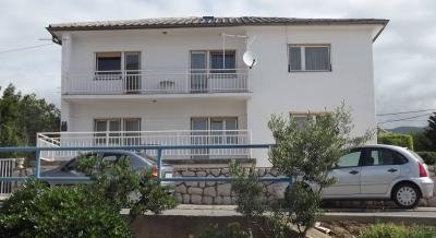 apartments Kabalin, private accommodation in city Novi Vinodolski, Croatia