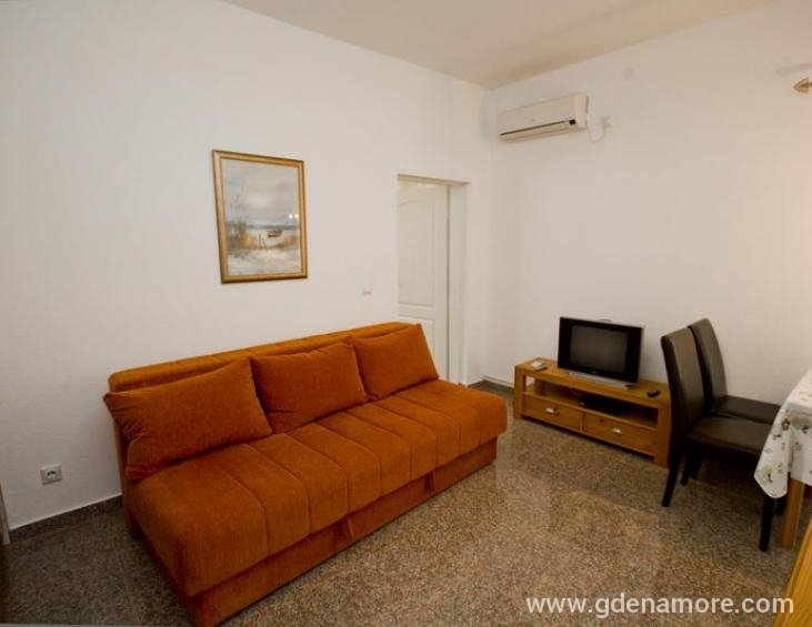 cetvoro-petokrevetni apartman