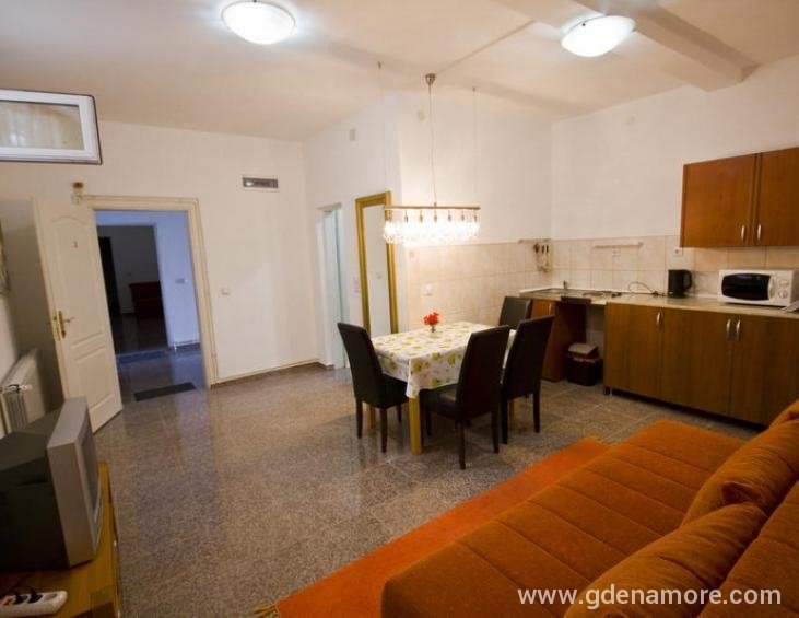 cetvoro-petokrevetni apartman