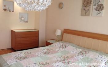 Two-bedroom apartment in the heart of Varna, private accommodation in city Varna, Bulgaria
