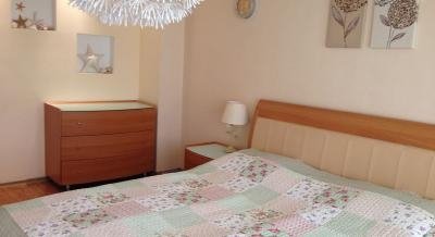 Two-bedroom apartment in the heart of Varna, private accommodation in city Varna, Bulgaria