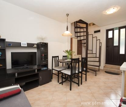Apartment Kokolo ***, private accommodation in city Split, Croatia
