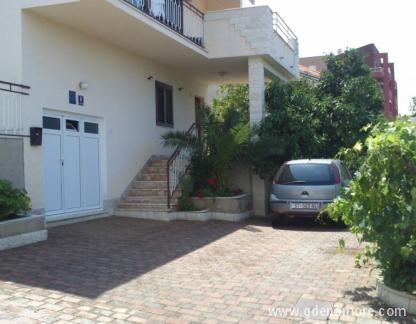 Apartmani Bareta, privatni smeštaj u mestu Trogir, Hrvatska - 1