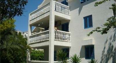 Rooms and Apartments with Parking, private accommodation in city Budva, Montenegro