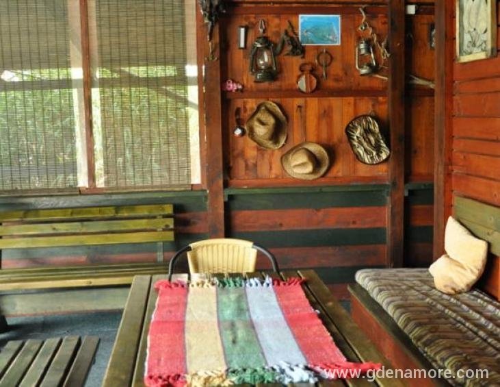 Donja terasa