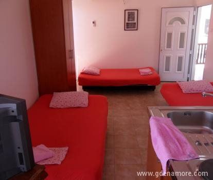 APARTMENTS MURIŠIĆ, private accommodation in city Herceg Novi, Montenegro