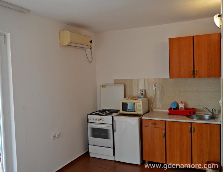 Kuhinja Apartman 2