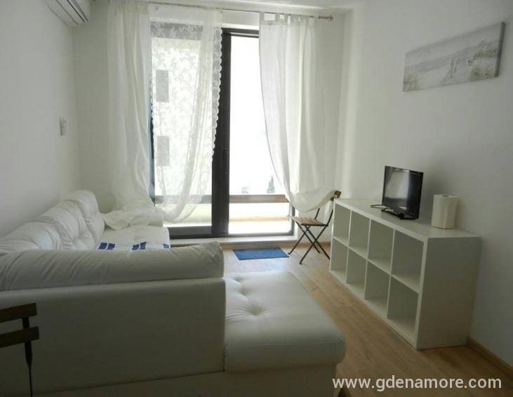 apartman br 4 Rafailovici