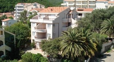 Villa Anastasia-Becici, logement privé à Bečići, Monténégro