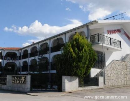 Hotel Pegasus, zasebne nastanitve v mestu Hanioti, Grčija