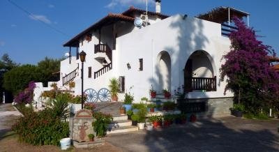 Oasis Villa, private accommodation in city Nea Potidea, Greece