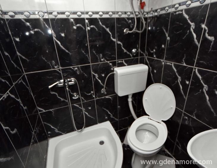 Kupatilo Dvokrevetnog Apartmana