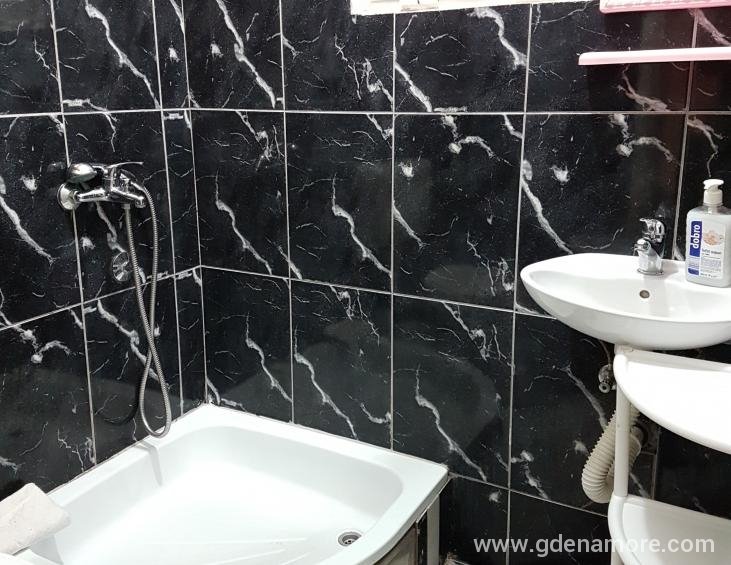 Trokrevetni apartman