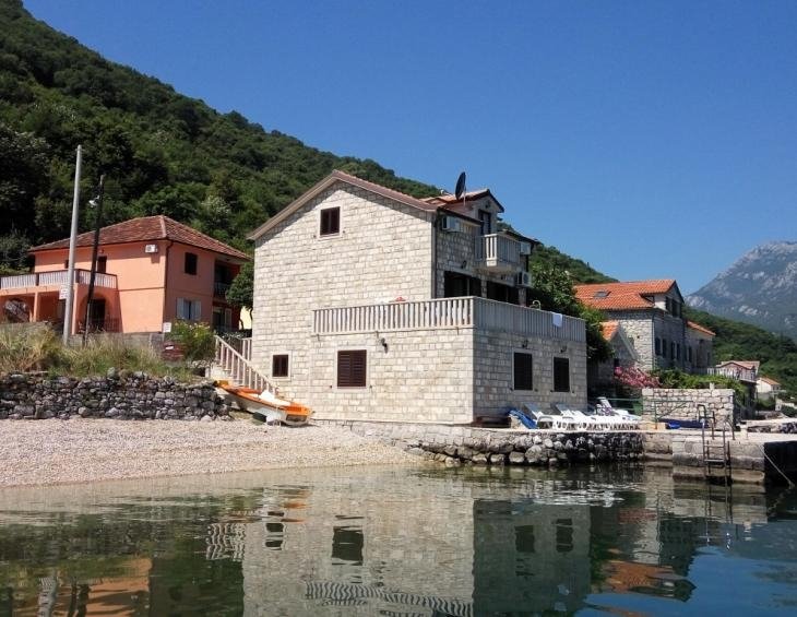 Pogled s mora